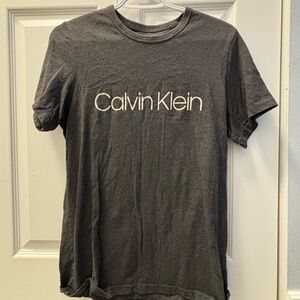 Calvin Klein T-shirt, size small